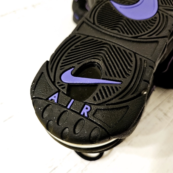 Nike Air More Uptempo '96 Black Action Grape Sneakers DV1879-001 Men's Size 10.5 - Picture 9 of 10